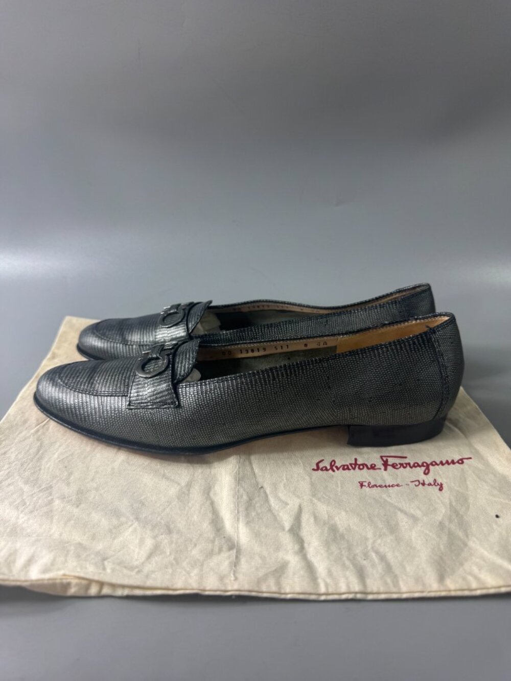 Salvatore Ferragamo Gray Lizard embossed Leather Loafer, Size 8 AAAA - Picture 6 of 15